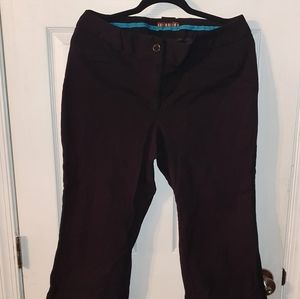 3/$15 Black stretch pants, ankle length.